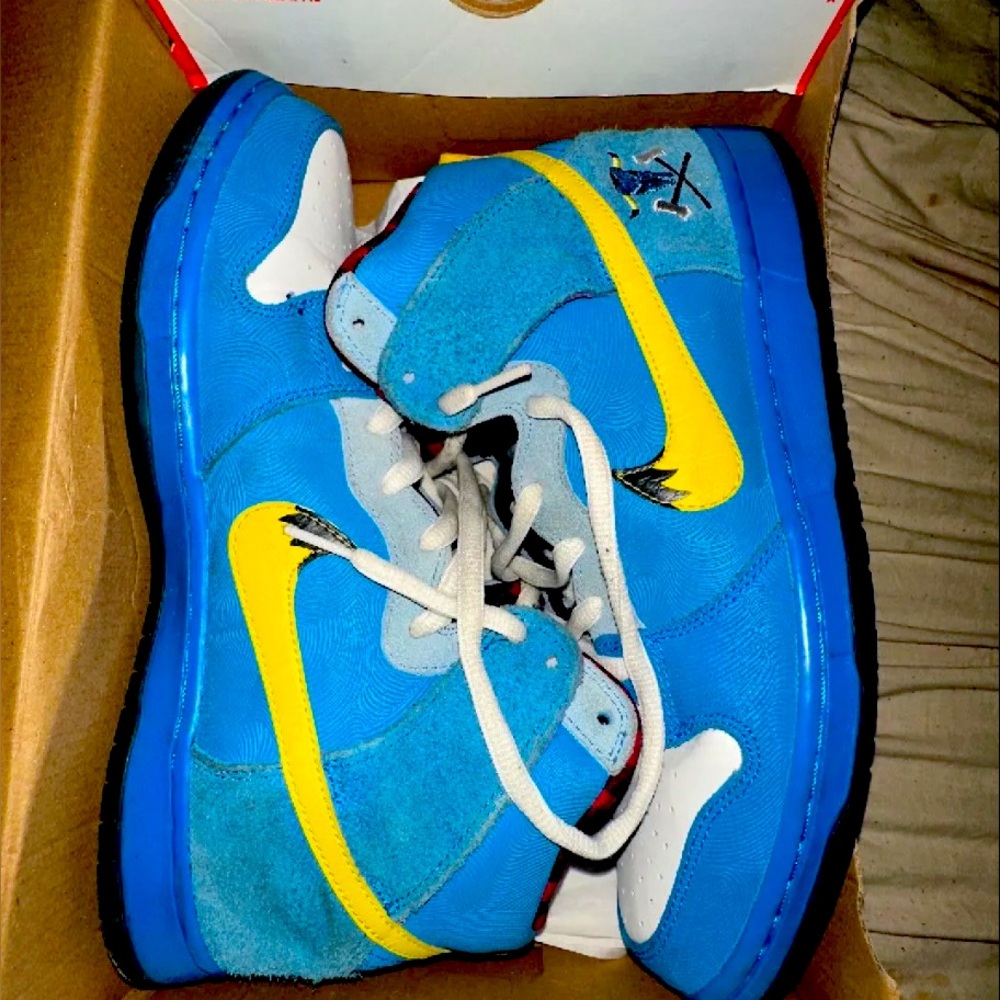 Men's Blue and Yellow Athletic Shoes